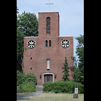 Berlin, St. Joseph Tegel, Fassade mit Turm