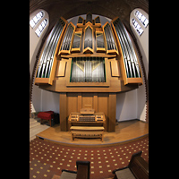 Berlin, St. Marien, Orgel mit Spieltisch (beleuchtet)