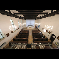 Berlin, Maria-Gnaden, Blick von der Orgel in die Kirche