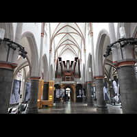 Mönchengladbach, Citykirche, Innenraum in Richtung Orgel
