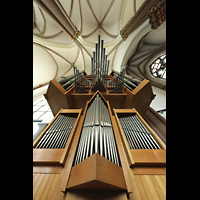 Willich, St. Johannes Baptist, Orgel mit Blick ins Gewölbe