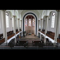 Berlin, Zwlf-Apostel-Kirche, Blick vom Spieltisch der Hauptorgel in die Kirche