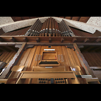 Berlin, Johanneskirche Frohnau, Orgel mit Spieltisch perspektivisch