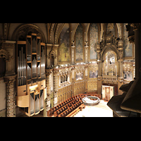 Montserrat, Abadia de Montserrat, Baslica Santa Mara, Blick vom Triforium zur Hauptorgel und in den Chorraum