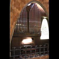 Barcelona, Palau Güell (Gaudi), Orgel seitlich