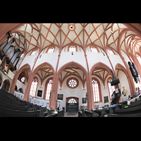 Bayreuth, Stadtkirche Heilig Dreifaltigkeit, Blick vom Seiteneingang zur Haupt- und Chororgel