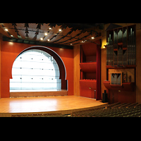 Las Palmas (Gran Canaria), Auditorio Alfredo Kraus, Blick vom linken Rand der Orchesterbühne zur Orgel und aufs Meer