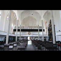 Kassel, St. Martin, Innenraum in Richtung Orgel