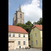 Jterbog, Nikolaikirche, Blick von der Groen Strae auf die Trme