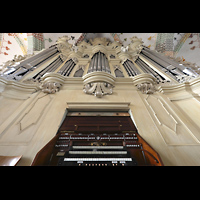 Jterbog, Nikolaikirche, Orgel mit Spieltisch