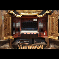 Mechanischer Spieltisch der Hauptorgel vor dem Abbau 2023 Passau, Dom St. Stephan, Mechanischer Spieltisch der Hauptorgel vor dem Abbau 2023