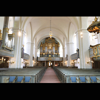 Stockholm, Maria Magdalena kyrka, Innenraum in Richtung Hauptorgel