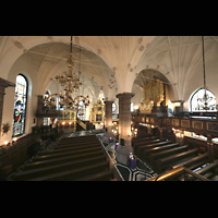 Stockholm, Deutsche St. Gertruds-Kirche, Blick von der Juno-Orgel zur Dben-Orgel und in die Kirche