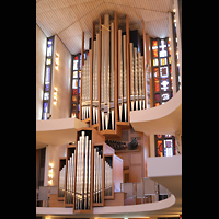 Stockholm, Uppenbarelsekyrkan (Auferstehungskirche), Orgel seitlich