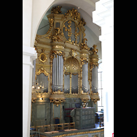 Stockholm, Maria Magdalena kyrka, Blick von der Sdemporenorgel zur Hauptorgel