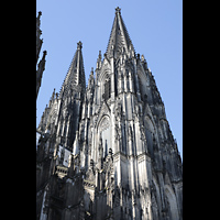 Köln (Cologne), Dom St. Peter und Maria, Türme von Norden aus gesehen