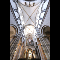 Kln (Cologne), St. Andreas Dominikaner, Blick ins Gewlbe und zur Oergel