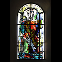 Kln (Cologne), St. Andreas Dominikaner, Eines der neuen Glasfenster von Markus Lpertz im Nordseitenschiff