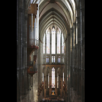 Köln (Cologne), Dom St. Peter und Maria, Blick vom westlichen Triforium zur Langhausorgel und in den Chor