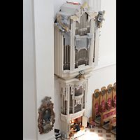 Blick von der Balkonorgel Süd auf die Chororgel Passau, Dom St. Stephan, Blick von der Balkonorgel Süd auf die Chororgel
