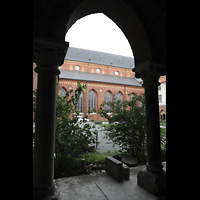 Riga, Mariendom, Blick vom westlichen Kreuzgang aufs sdliche Seitenschiff