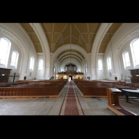 Tallinn (Reval), Kaarli kirik (Karlskirche), Innenraum in Richtung Orgel