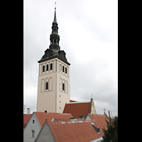 Tallinn (Reval), Niguliste kirik (St. Nikolai - jetzt Museum), Blick vom Domberg auf die Kirche / das Museum