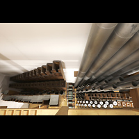 Blick von oben auf die Pedalpfeifen der Fernorgel Passau, Dom St. Stephan, Blick von oben auf die Pedalpfeifen der Fernorgel