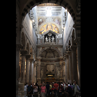 Pisa, Duomo di Santa Maria Assunta, Nördliches Querhaus mit Altar des heiligen Ranieri