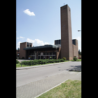 Bologna, San Giovanni Bosco, Auenansicht der Kirche