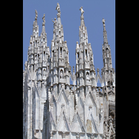Milano (Mailand), Duomo di Santa Maria Nascente, Fialen an der Seitenfassade