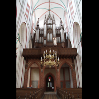 Schwerin, Dom St. Maria und St. Johannes, Innenraum / Hauptschiff in Richtung Orgel