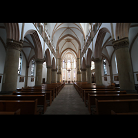 Dortmund, Stiftskirche St. Clara, Hauptschiff / Innenraum in Richtung Chor