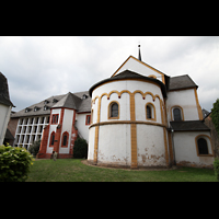 Trier, Marienstiftskirche, Gesamtansicht vom Kirchgarten