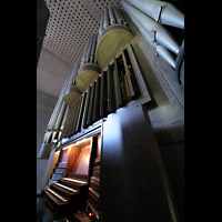 Saarlouis, St. Ludwig, Spieltisch und Orgel