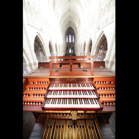 Chalons-en-Champagne, Cathdrale Saint-Etienne, Blick auf den Spieltisch ins Hauptschiff