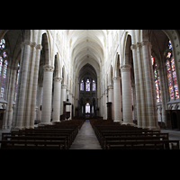 Chalons-en-Champagne, Cathdrale Saint-Etienne, Hauptschiff in Richtung Chor