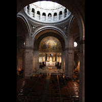 Paris, Basilique du Sacré-Coeur de Montmartre, Blick von der Empore der Hauptorgel in die Kirche