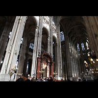 Paris, Saint-Eustache, Innenraum in Richtung Chor