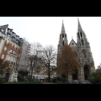Paris, Sainte-Clotilde, Platz vor der Kirche mit César-Franck-Denkmal
