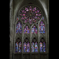 Soissons, Cathédrale Saint-Gervais et Saint-Protais, Bunte Glasfenster im nördlichen Querhaus