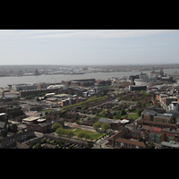 Liverpool, Anglican Cathedral, Blick vom Turm in Richtung der Docks