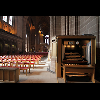 Liverpool, Anglican Cathedral, Spieltisch in der Vierung