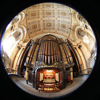 Liverpool, St. George's Hall, Gesamtansicht Orgel und Gewölbe