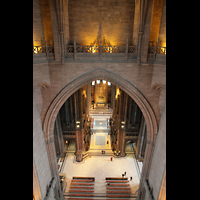 Liverpool, Anglican Cathedral, Blick vom Kuppelumgang in die Vierung und den Chorraum