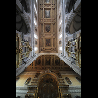 Napoli (Neapel), Cattedrale di S. Maria Assunta, Blick zur Decke des Hauptschiffs mit Hauptorgel