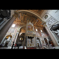 Roma (Rom), Basilica di San Giovanni in Laterano, Ziborium in der Vierung