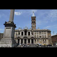Roma (Rom), Basilica Santa Maria Maggiore, Basilikaplatz mit Mariensäule