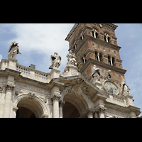 Roma (Rom), Basilica Santa Maria Maggiore, Figuren auf der Fassade