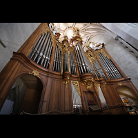 Bern, Münster St. Vinzenz, Große Orgel von der Emporenseite aus gesehen